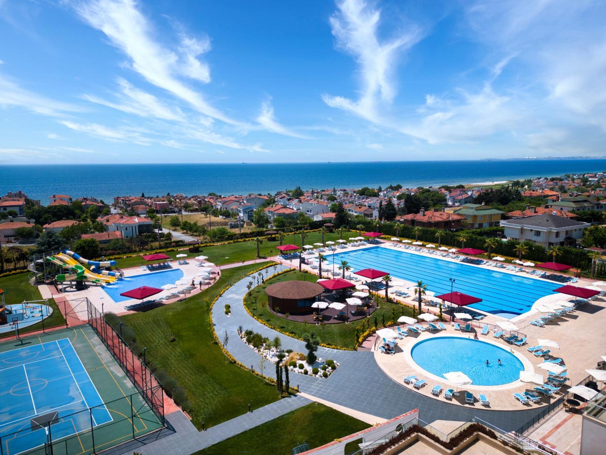 Ramada Plaza By Wyndham Silivri Exterior foto