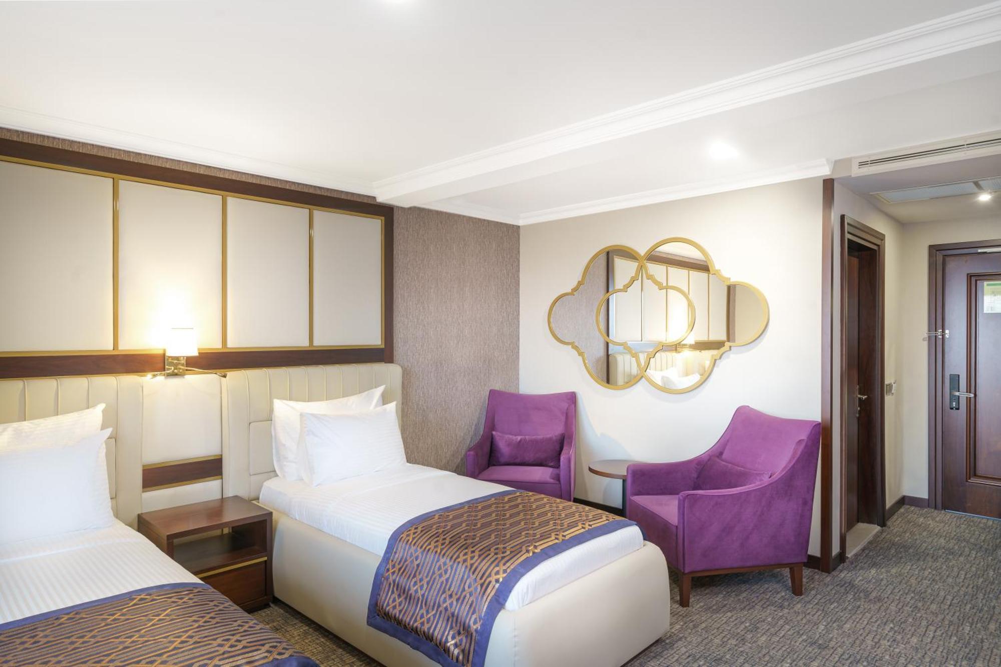 Ramada Plaza By Wyndham Silivri Exterior foto